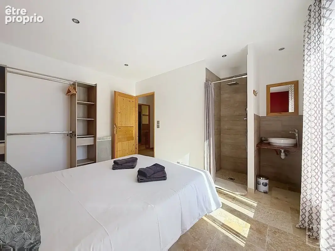 Investissement clé en main en Ardèche [3 gîtes de charme avec piscines privatives et spas] - photo 7