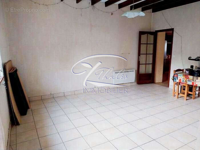 Maison à LA LANDE-DE-FRONSAC