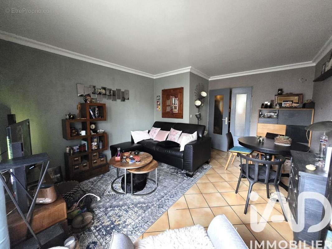 Photo 2 - Appartement à NEUILLY-SUR-MARNE