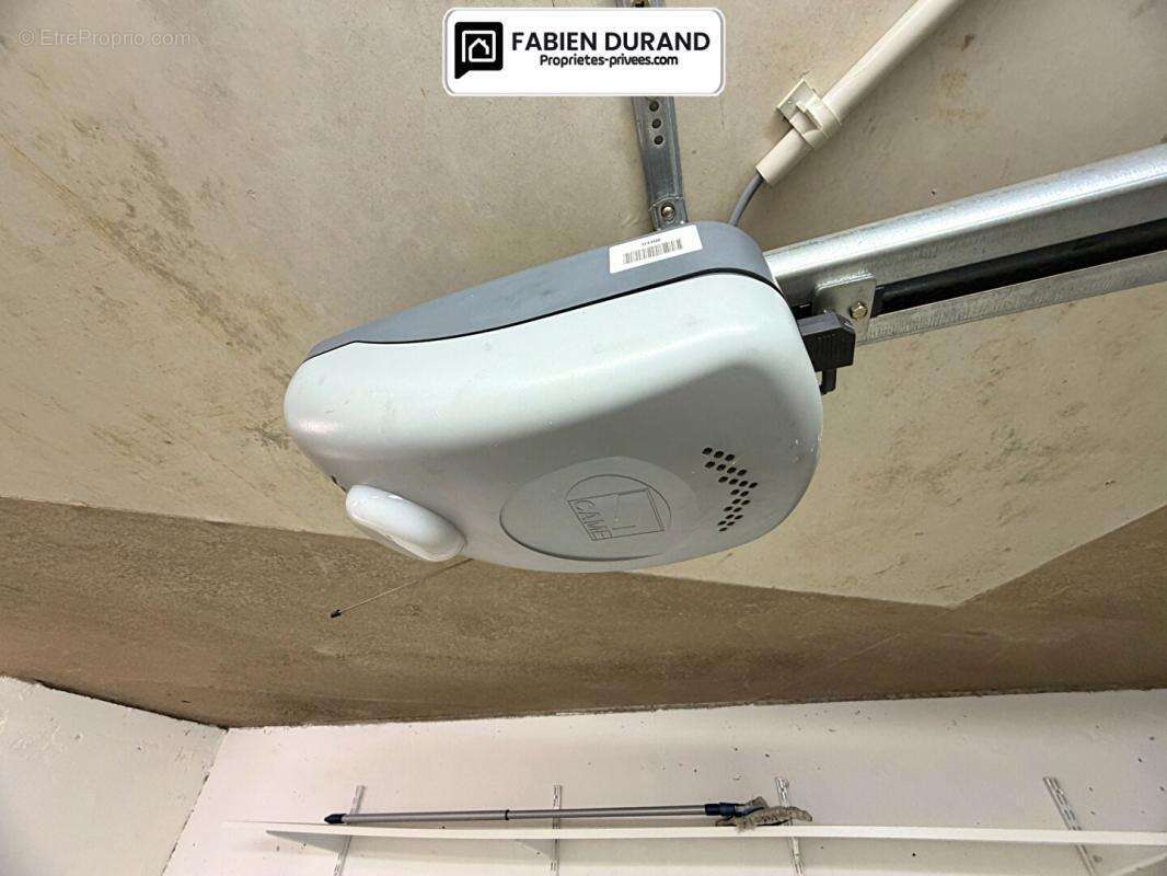 Parking à MANDELIEU-LA-NAPOULE