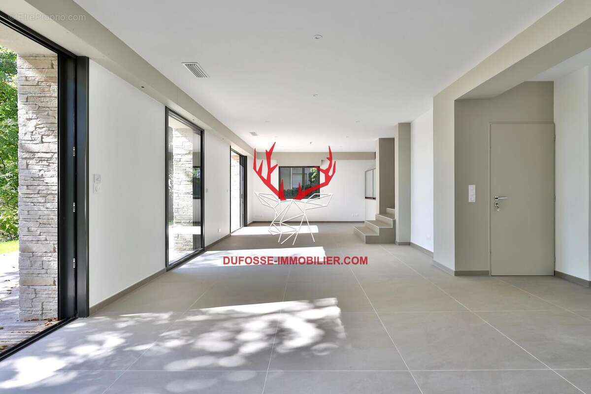 Photo 4 - Maison à CHARBONNIERES-LES-BAINS