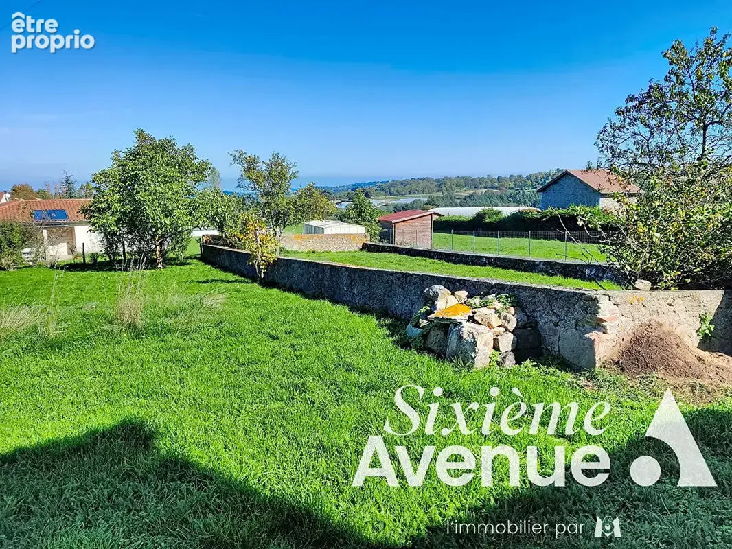 Ferme 180m² entièrement rénovée, 300 m² de dépendances et terrain en partie constructible : un cadre de vie rare ! - photo 11