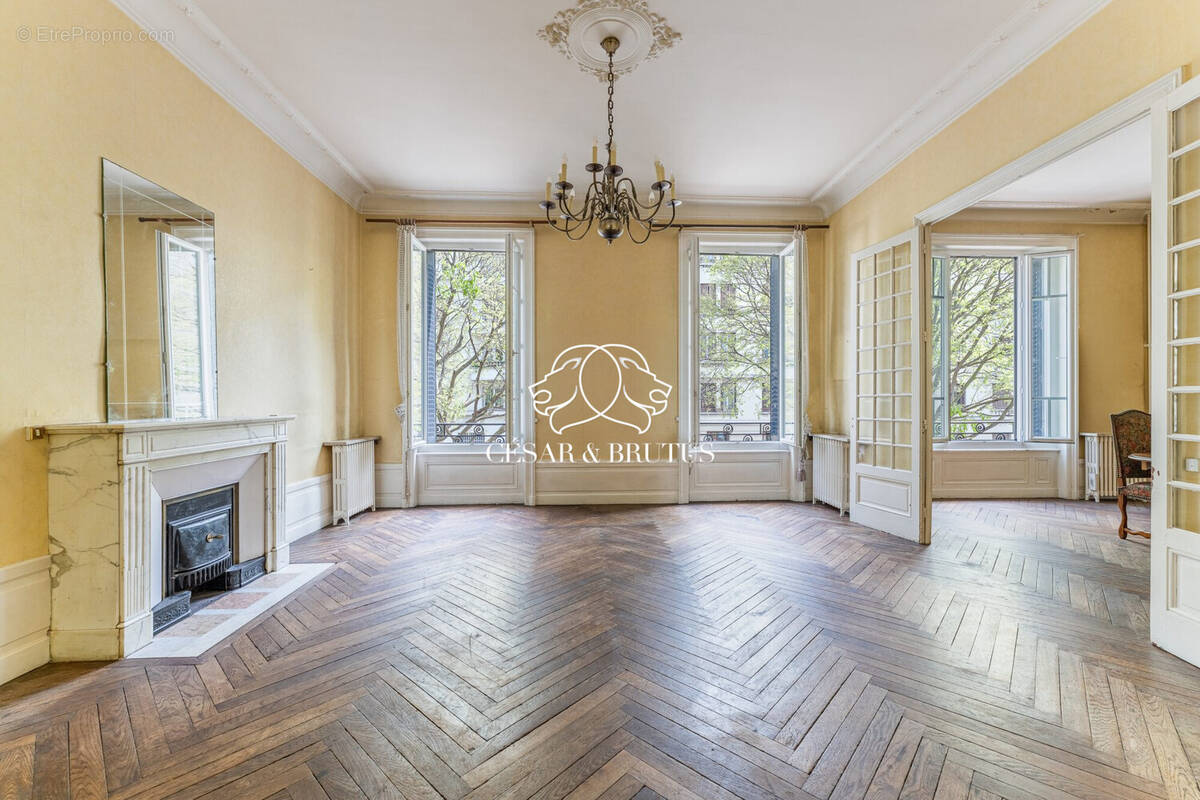 Appartement à LYON-7E