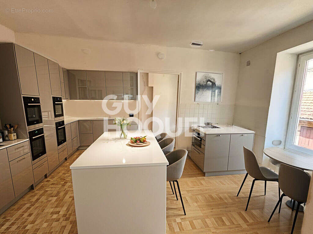Appartement à LYON-4E