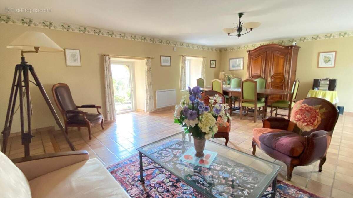 Photo 2 - Maison à LANDEVANT