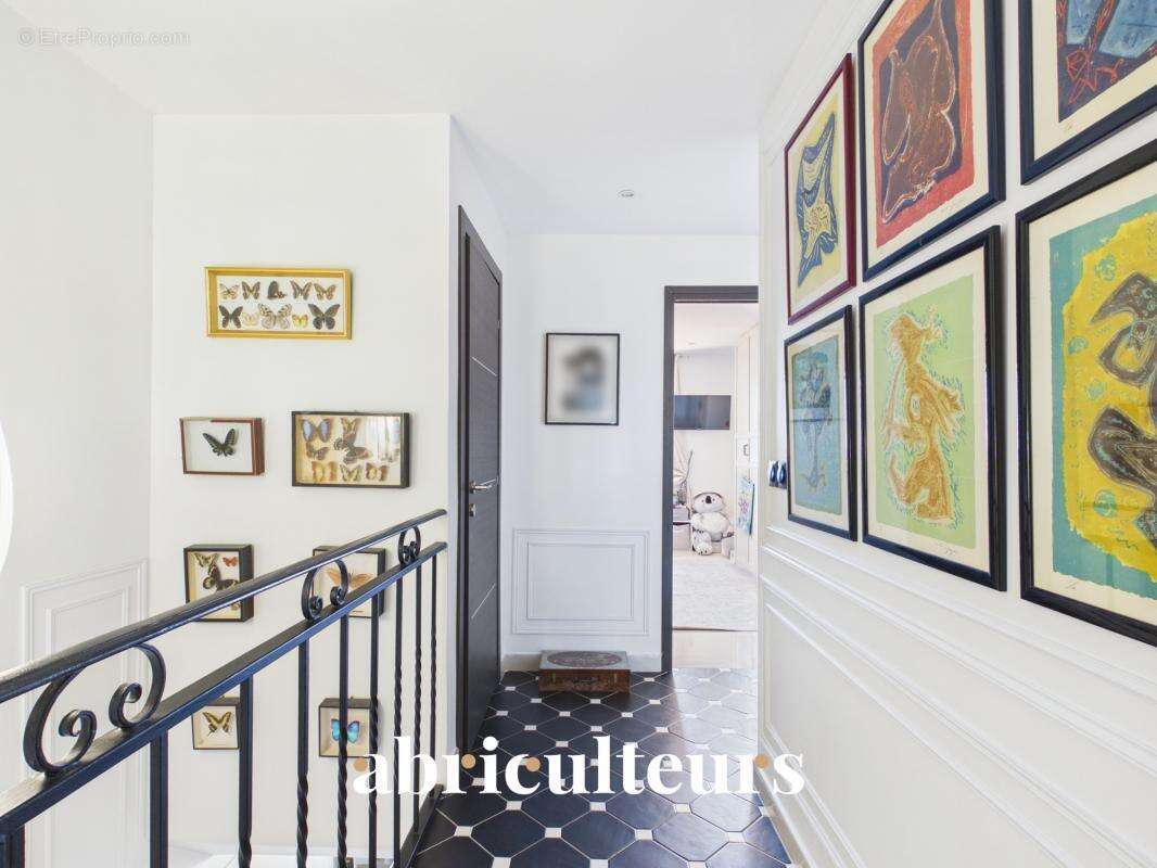 Maison à VALLAURIS