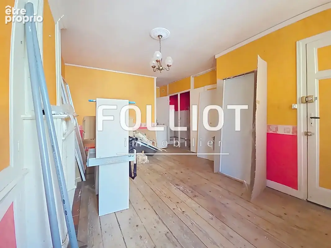 Appartement 3 pièces à vendre au coeur de Granville - Rare sur le marché ! - photo 1