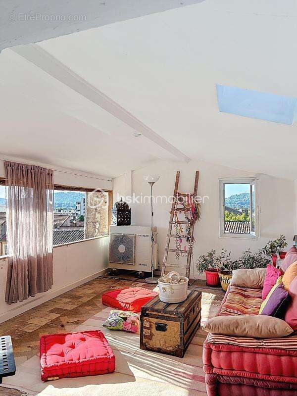 Appartement à DRAGUIGNAN