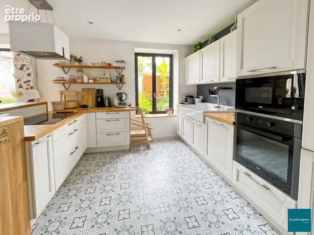 Maison 6 pièces 165 m² à vendre à Douvres-La-Delivrande (14440) - photo 3