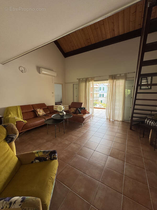 Appartement à LE GOSIER