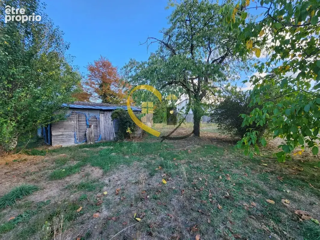 Maison à rénover avec grange et dépendances sur 1 000 m² de terrain - photo 7
