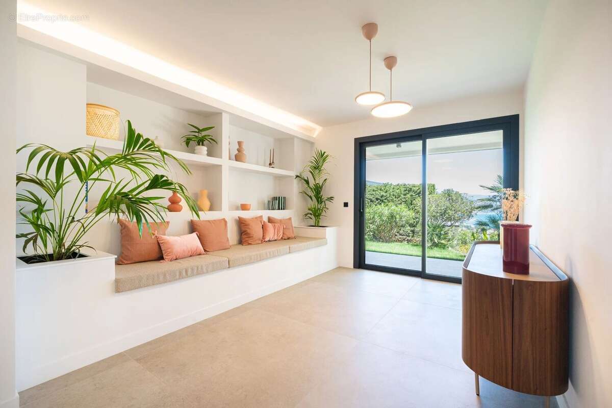 Maison à ROQUEBRUNE-CAP-MARTIN