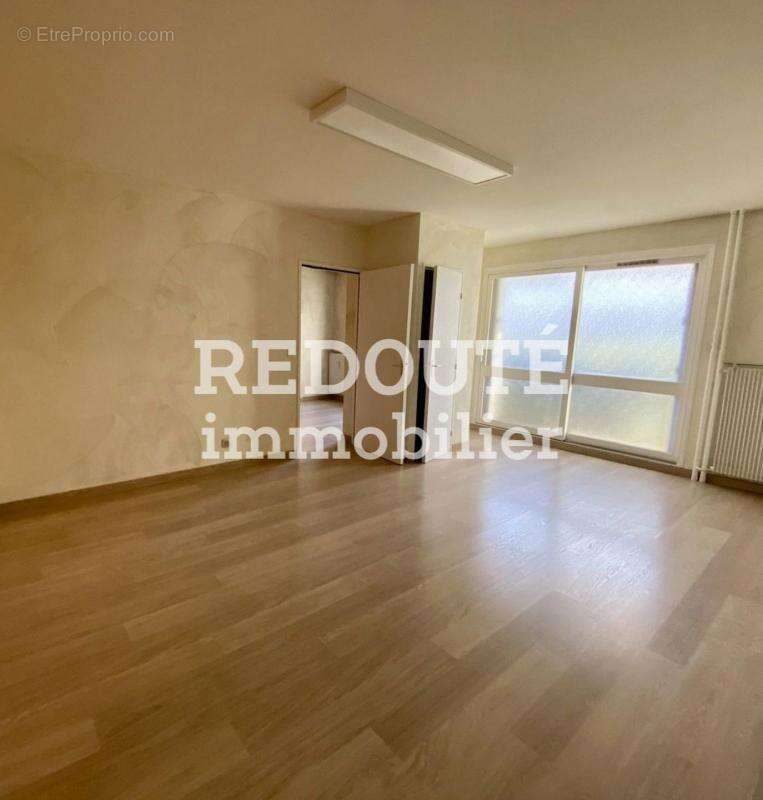 Commerce à CORMONTREUIL