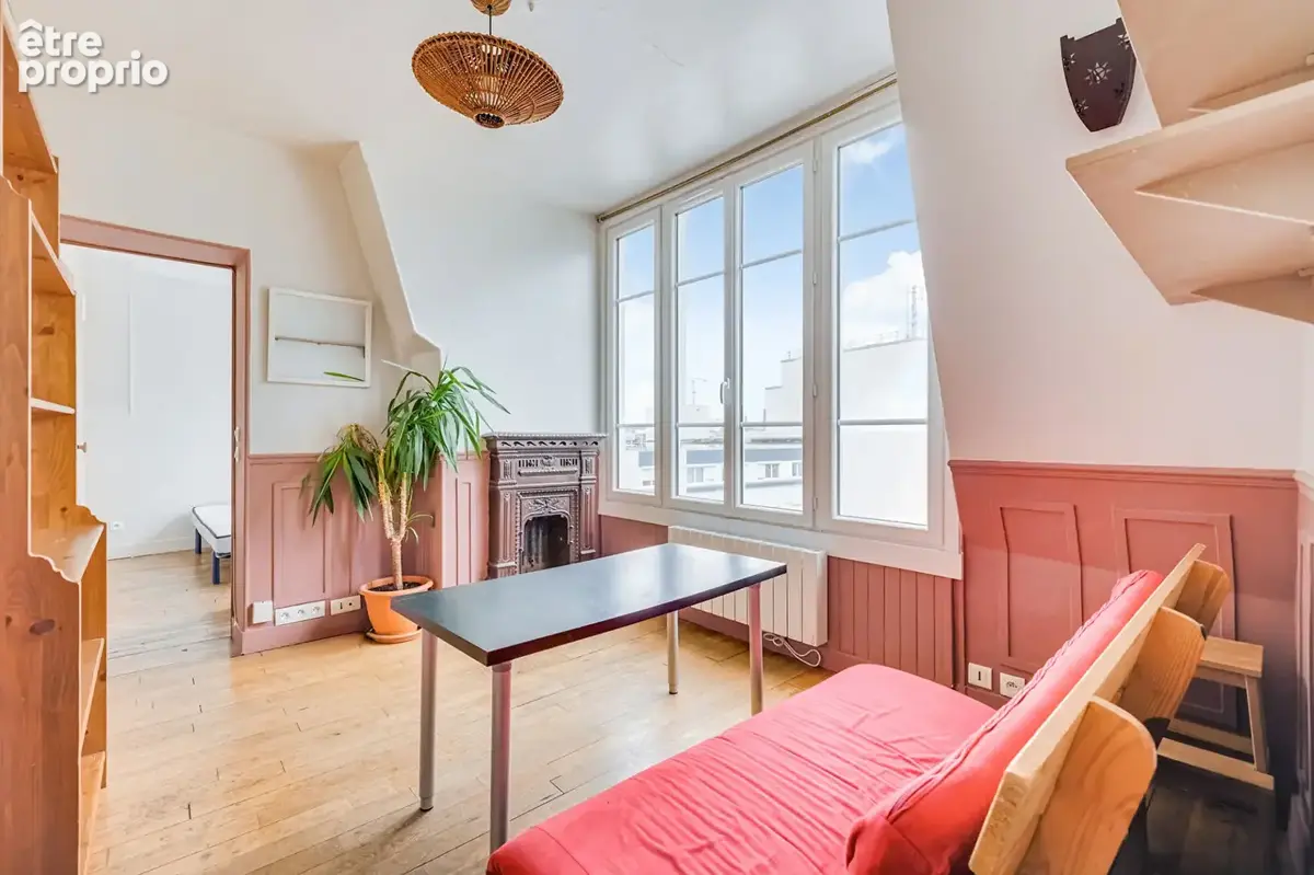 Appartement à PARIS-18E