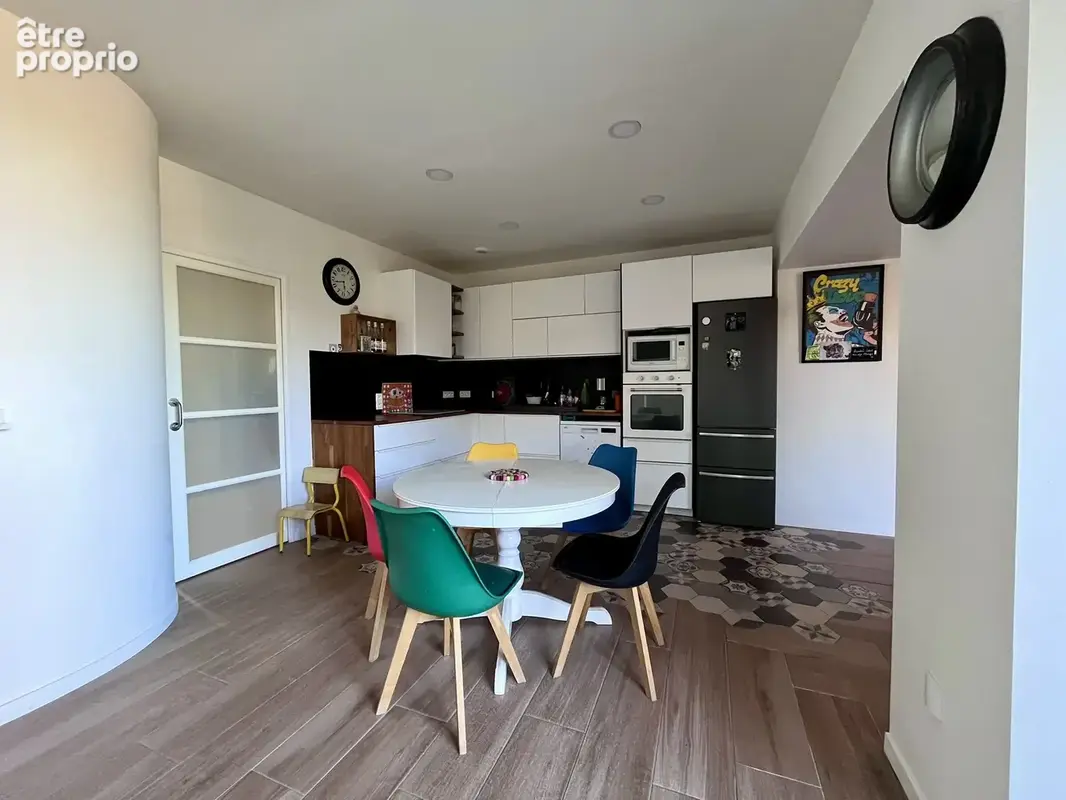 Maison - 118 m2 - 6 pièces - photo 4