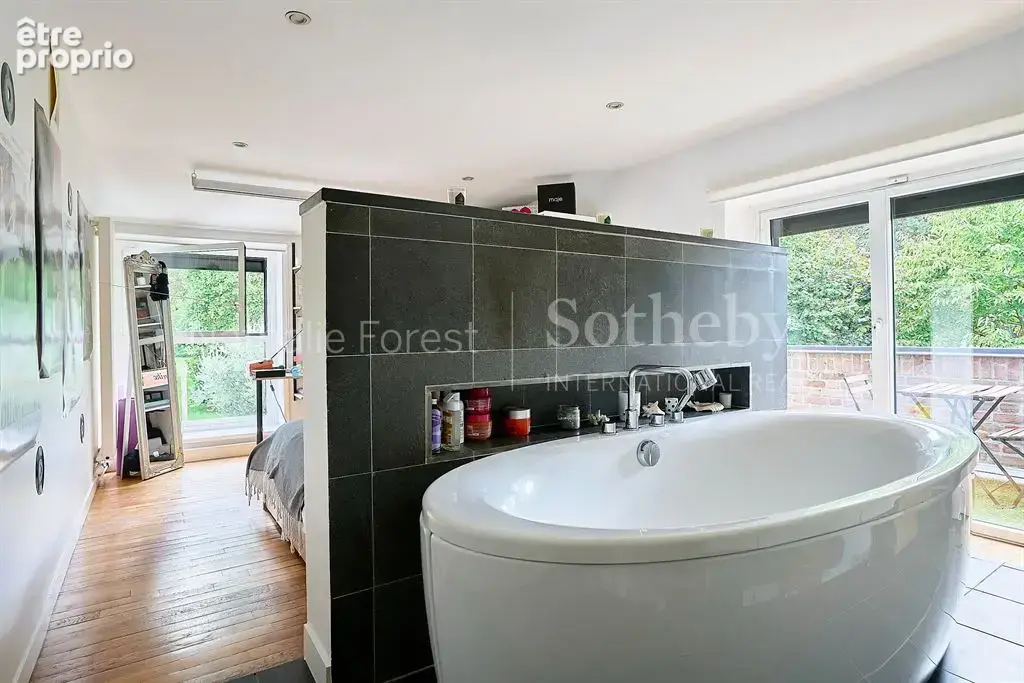 EXCLUSIVITÉ, Villeneuve d'Ascq Brigode , 1 er rang sur Golf , maison d'architecte entièrement rénovée 4 ch + studio - photo 17