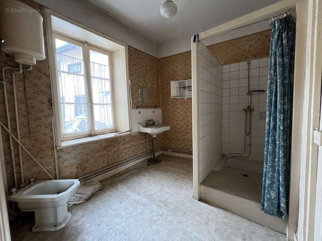 Appartement à AMBERT