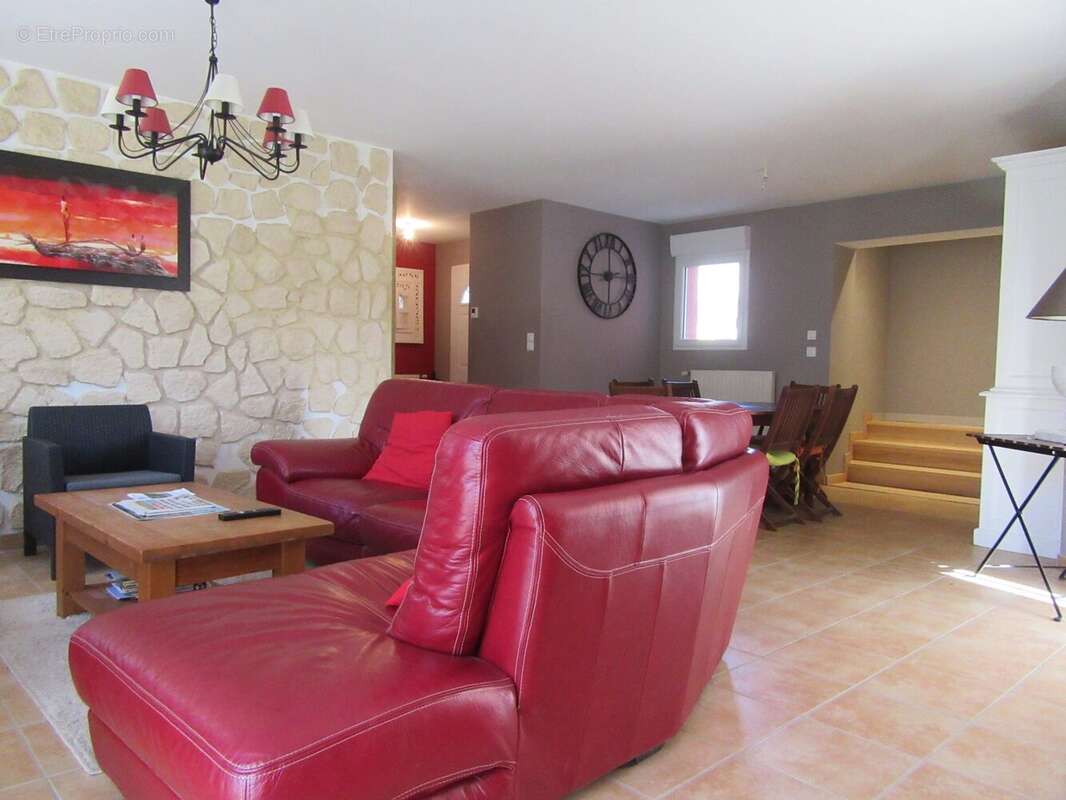 Maison à CLAIRVAUX-D'AVEYRON