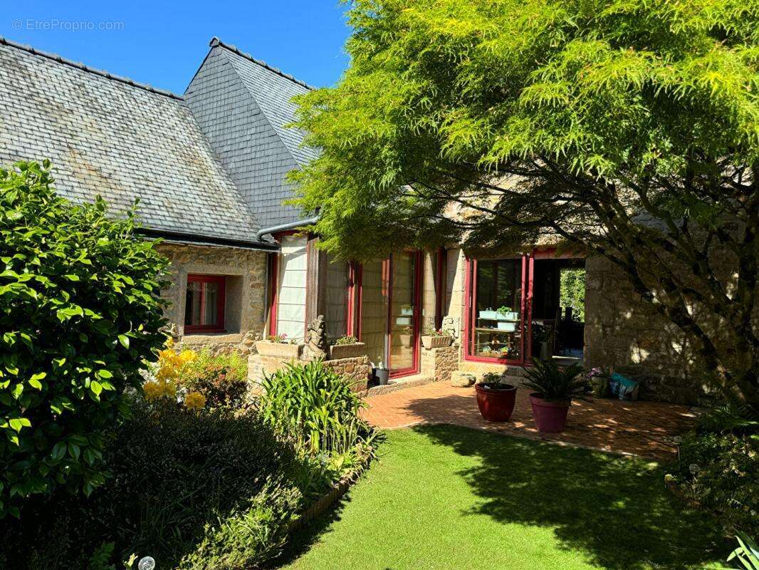Maison à PLUNERET