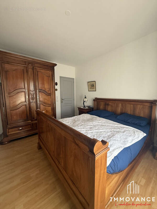 Maison à LEZAN