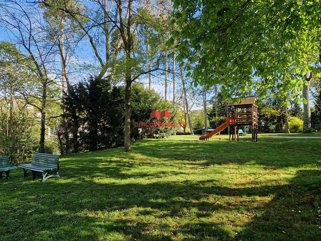 Appartement à BOUGIVAL