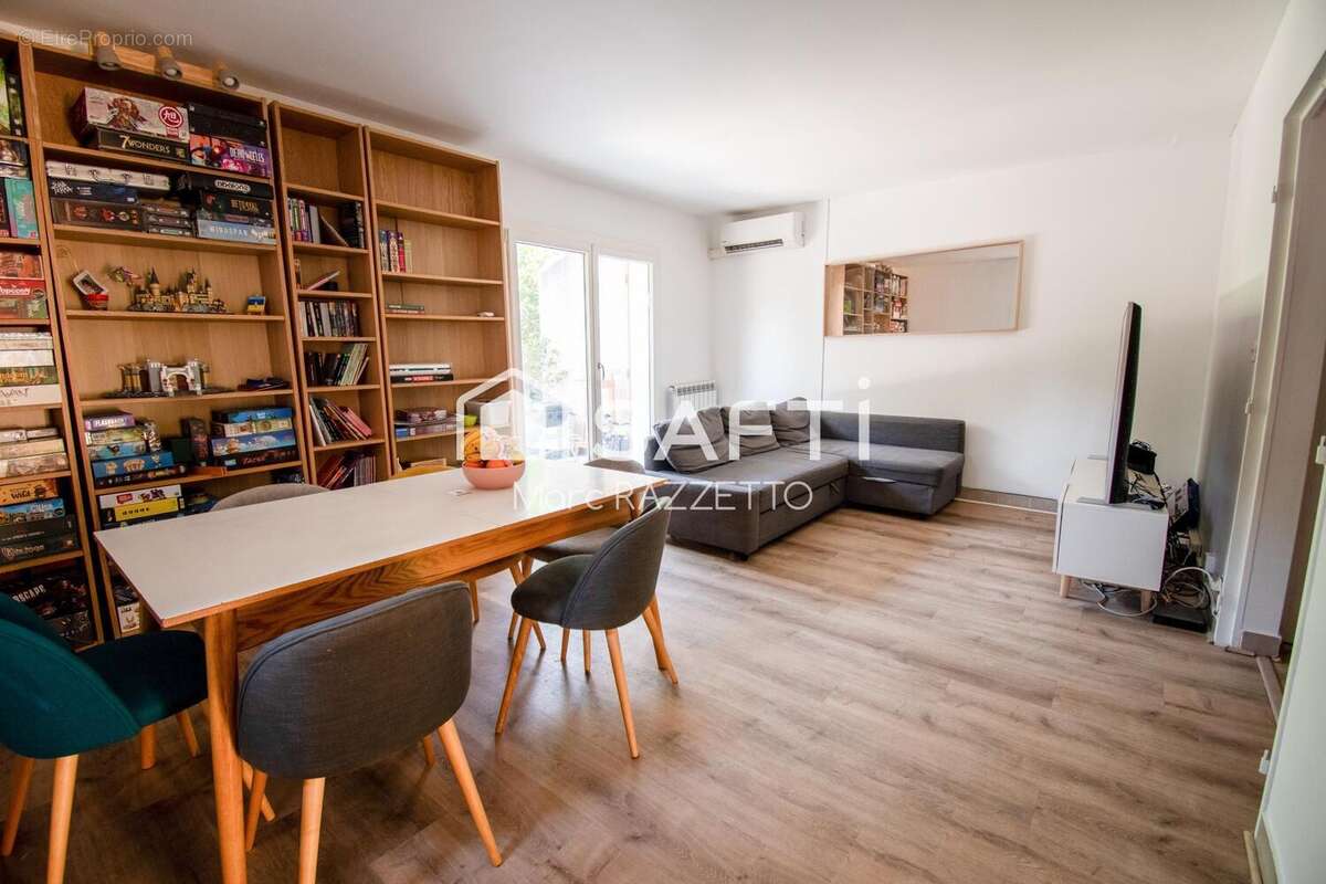 Photo 2 - Maison à JOUQUES