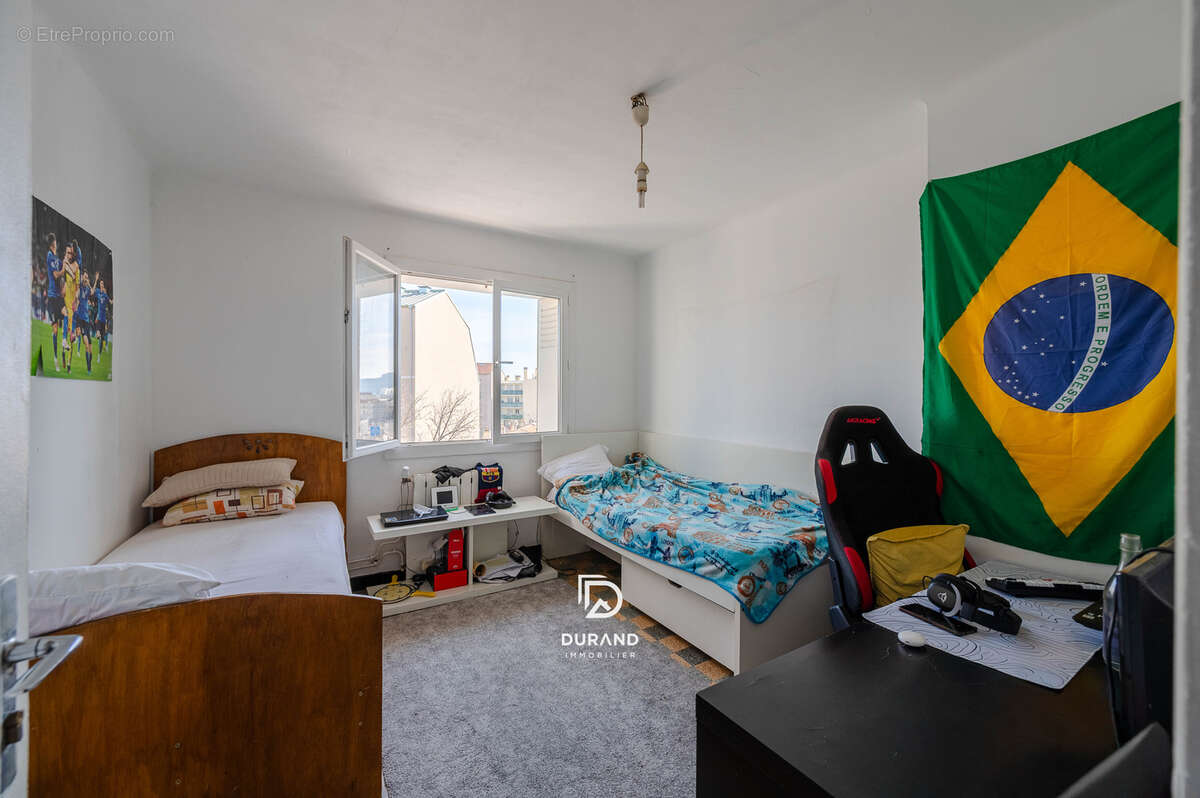 Appartement à MARSEILLE-10E