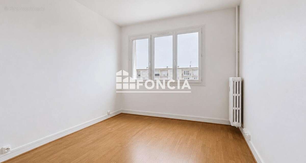 Appartement 4pp - 3 chambres / rive droite - photo 7