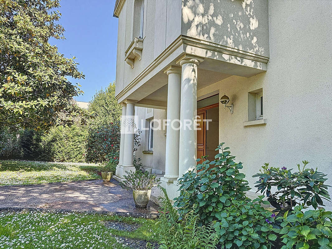 Maison à CHAMPIGNY-SUR-MARNE