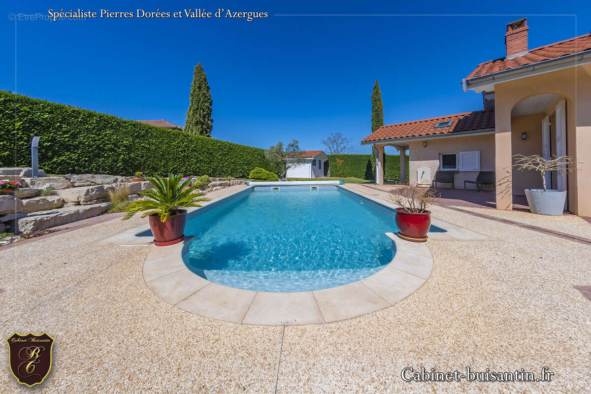 Maison à SAINT-GERMAIN-SUR-L'ARBRESLE