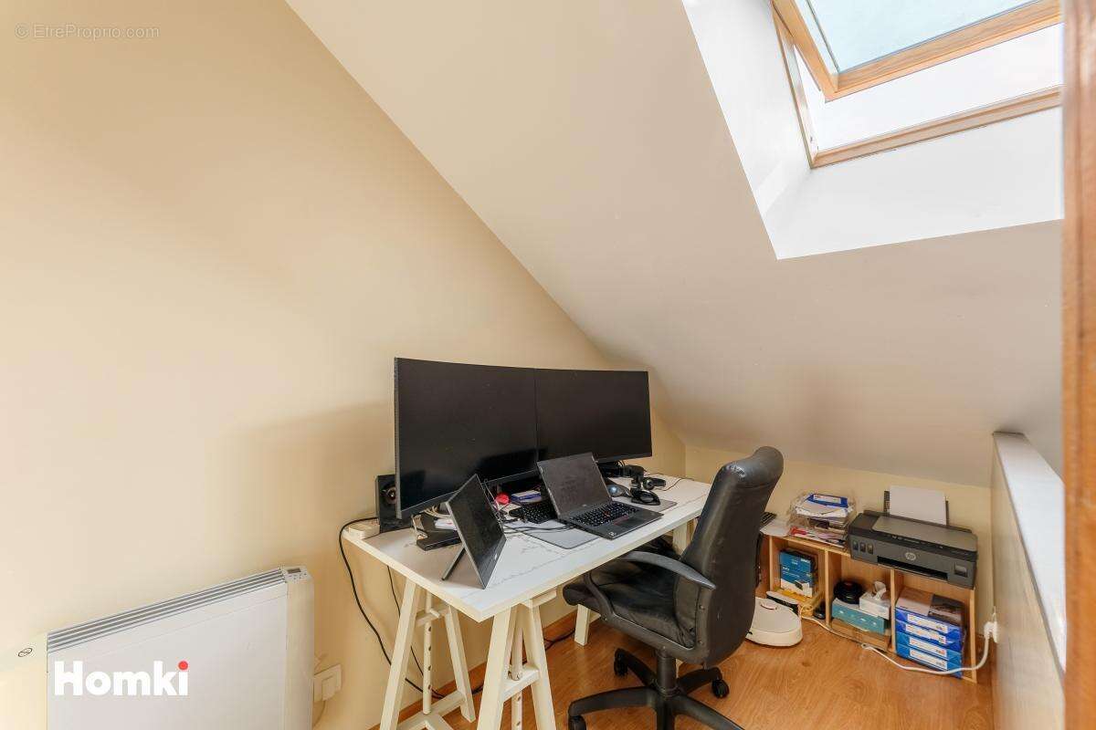 Appartement à LOUVRES