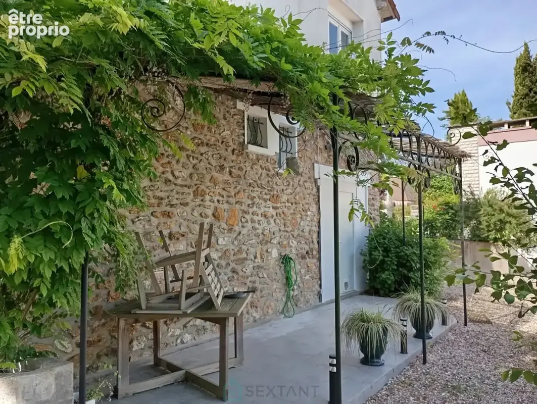 Maison à BOISSISE-LE-ROI