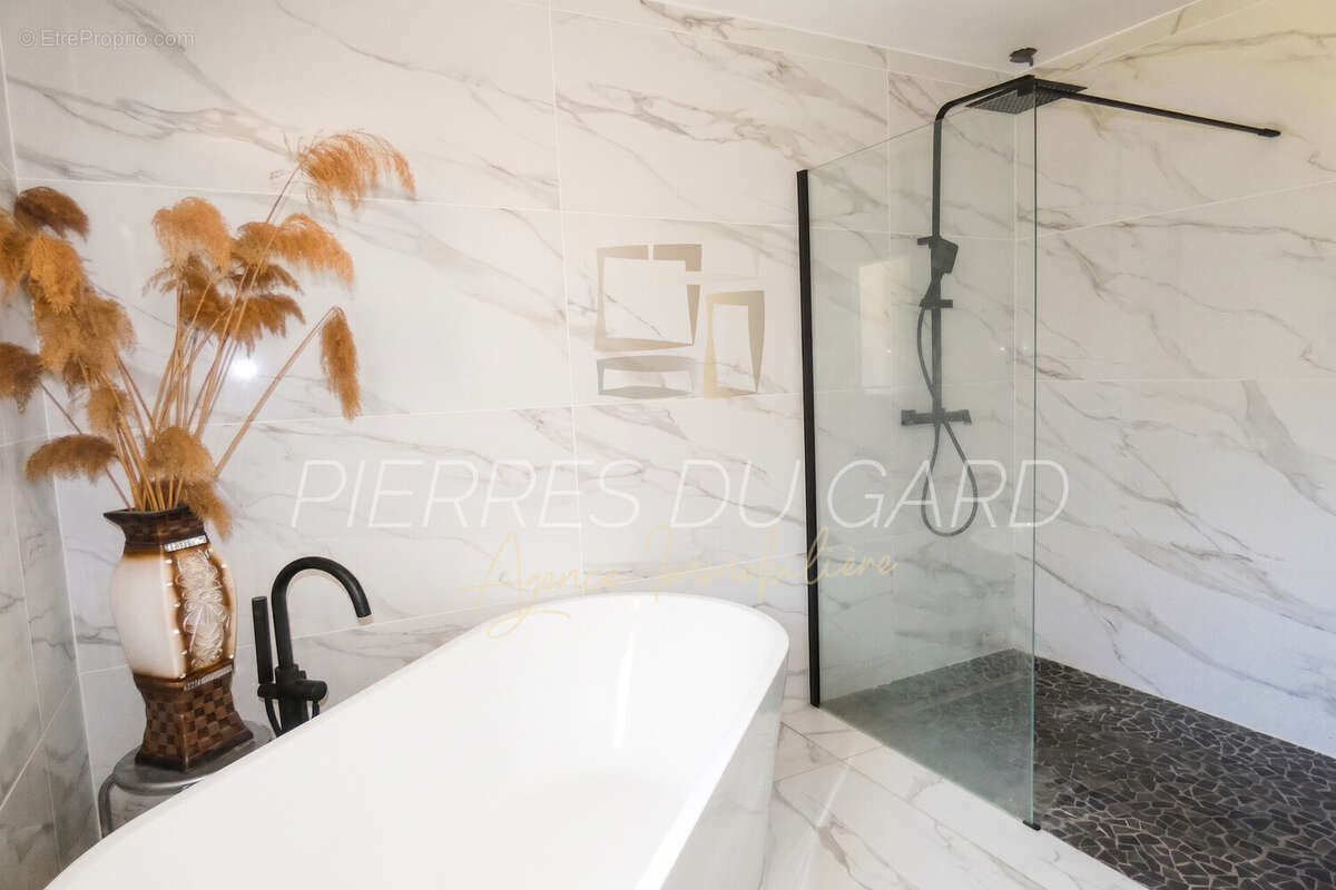 Maison 242 m² à Martignargues  - photo 6