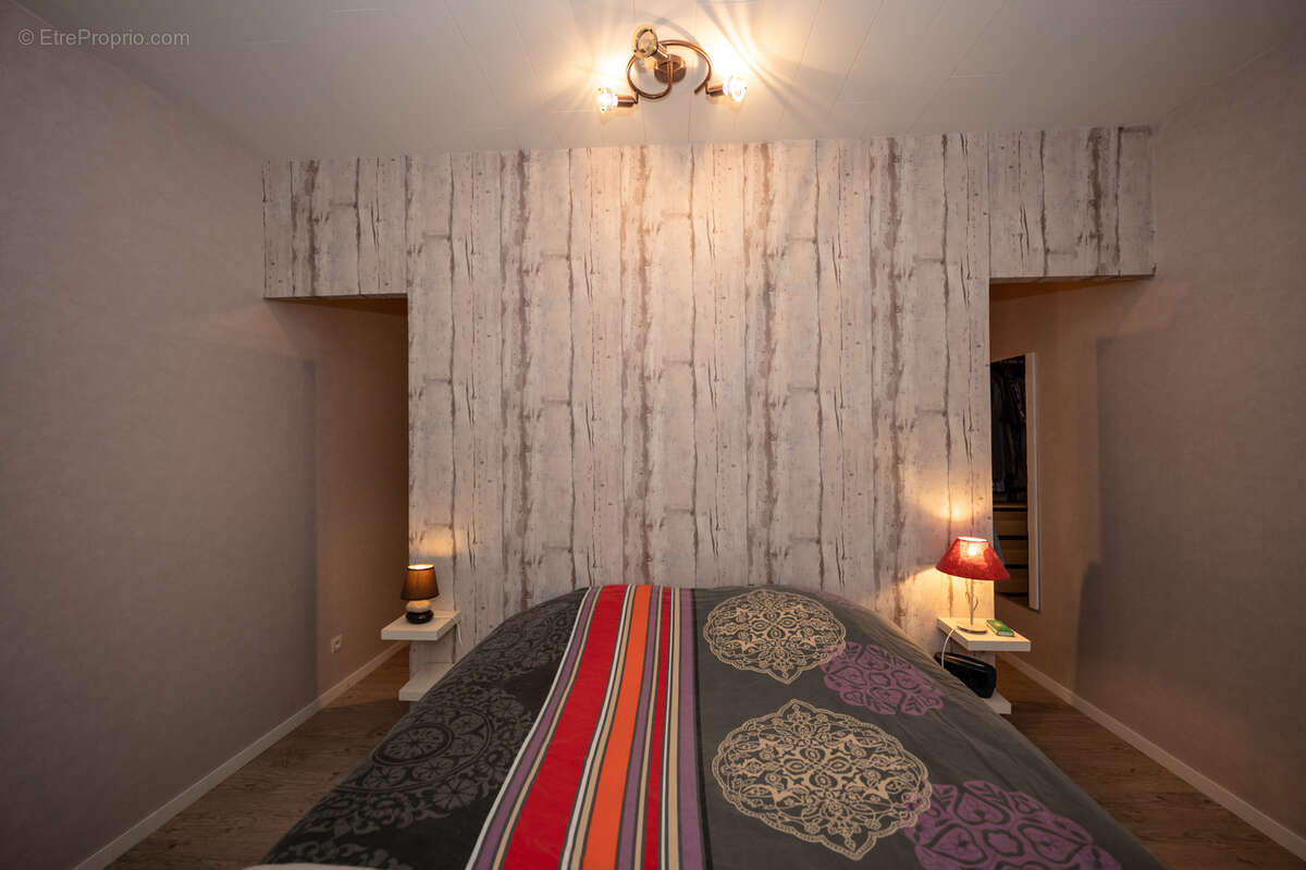 Appartement à FRASNE