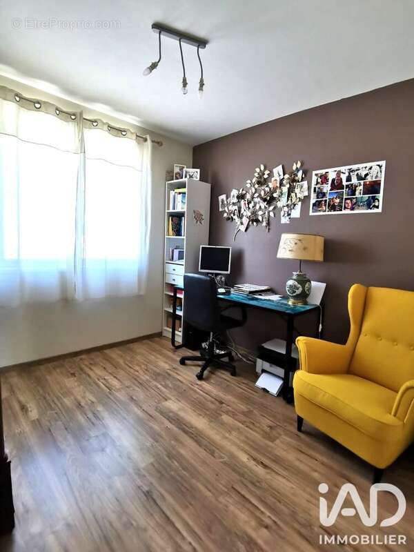 Maison 209 m² à Ledeuix  - photo 7
