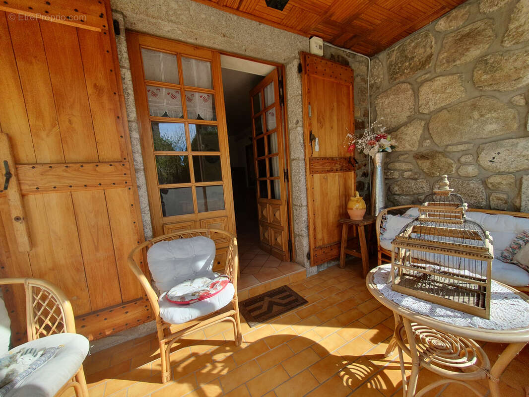 Maison à LIEUTADES