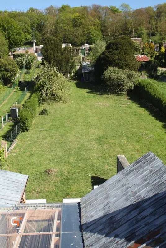 Maison 9 pièces avec jardin et garage - photo 16
