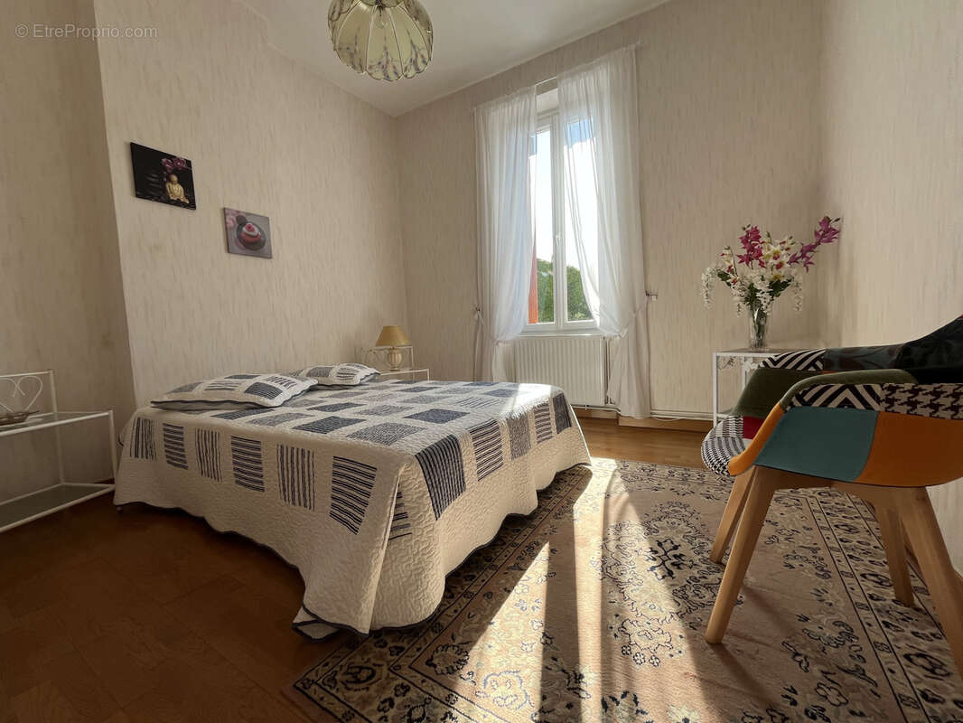 Maison à LEZIGNAN-CORBIERES