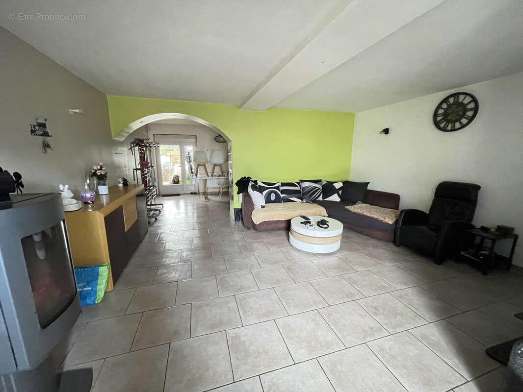 Maison à LA CORNUAILLE