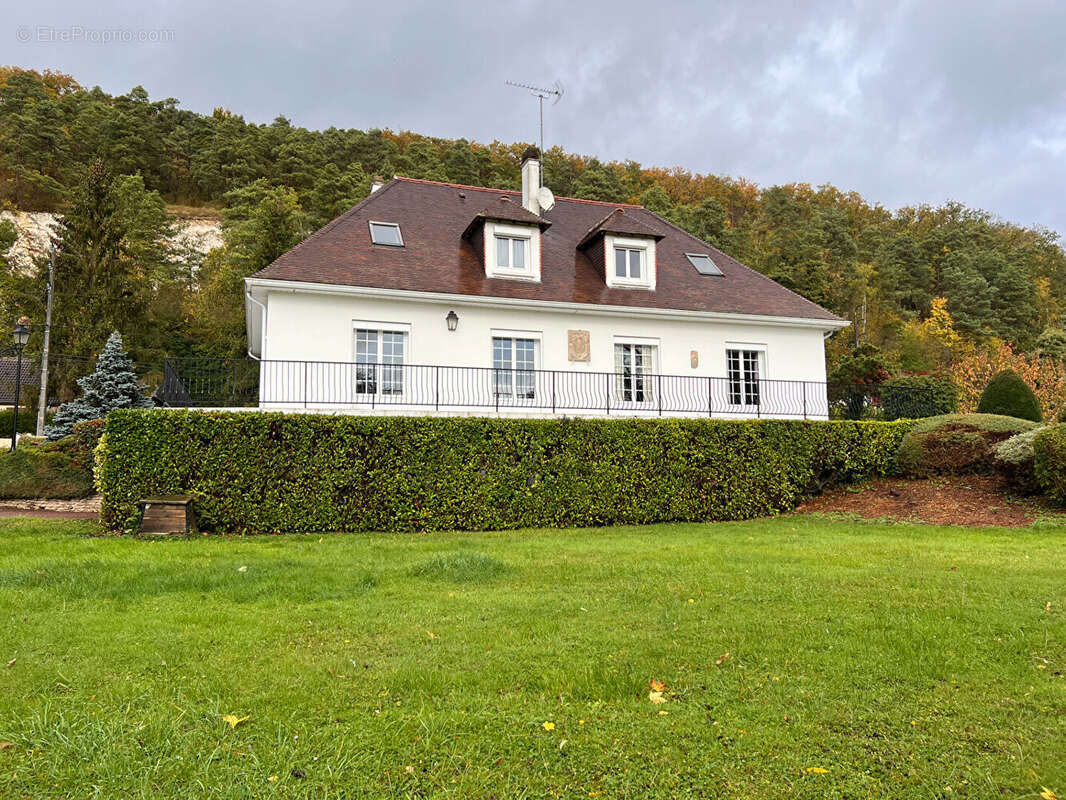 Maison à ARNIERES-SUR-ITON
