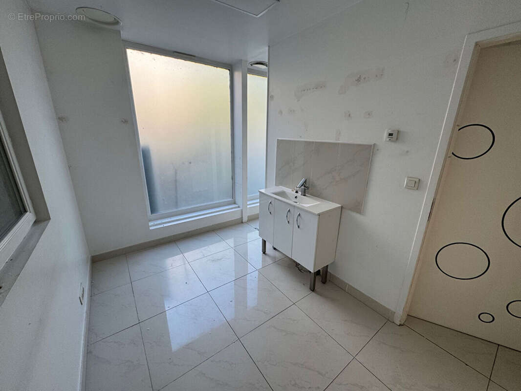 Commerce à COLOMIERS