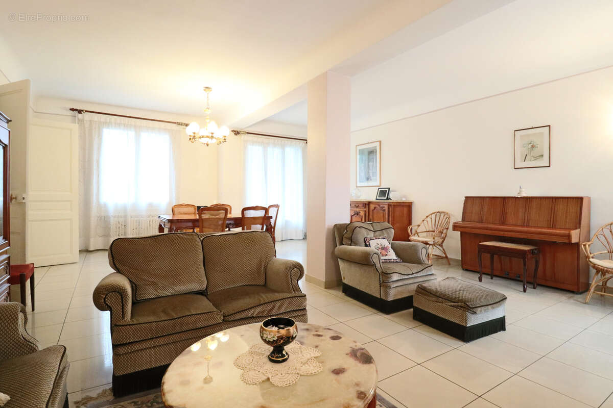 Maison à LIVRY-GARGAN