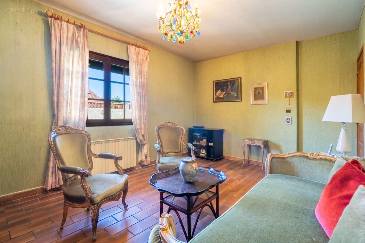 Maison à SIX-FOURS-LES-PLAGES