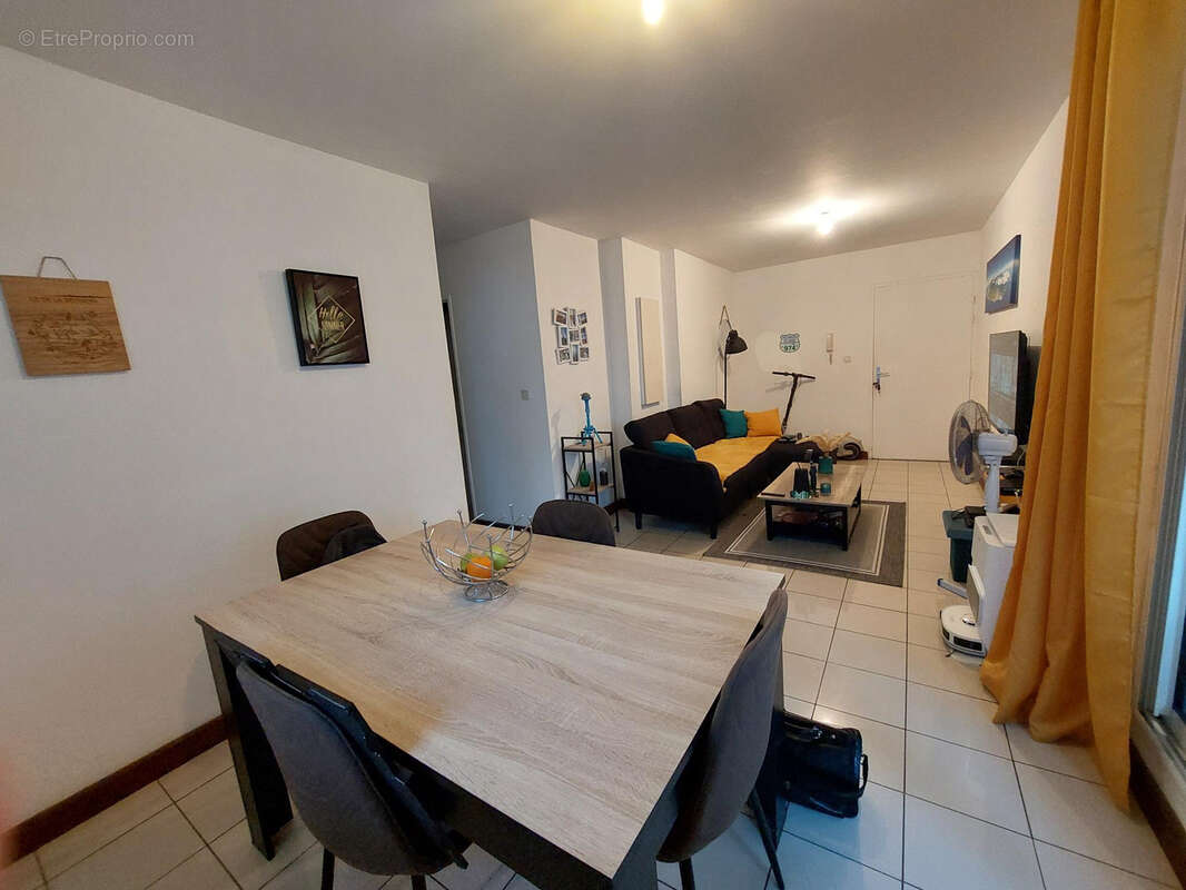 Appartement à SAINT-DENIS