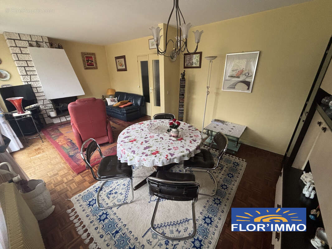 Maison à SAINT-MICHEL-SUR-ORGE