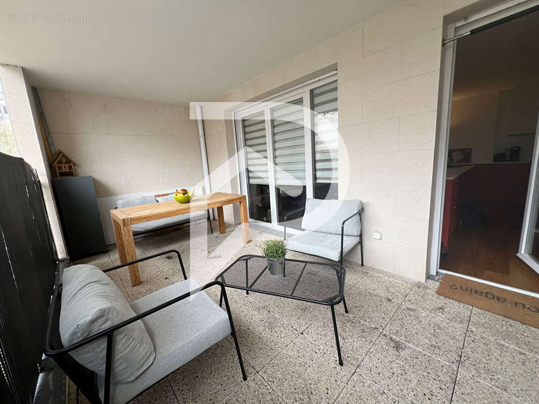 Appartement à ELANCOURT