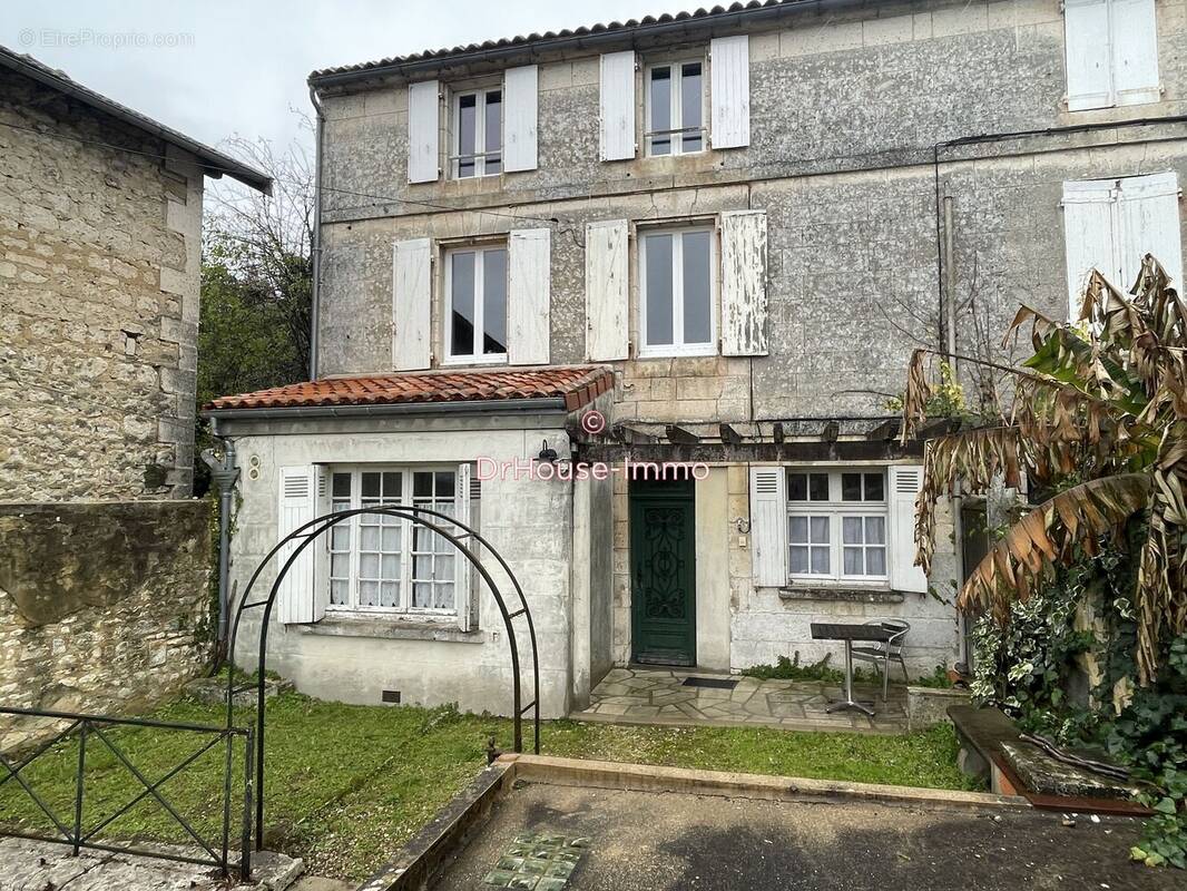 Maison à ANGOULEME