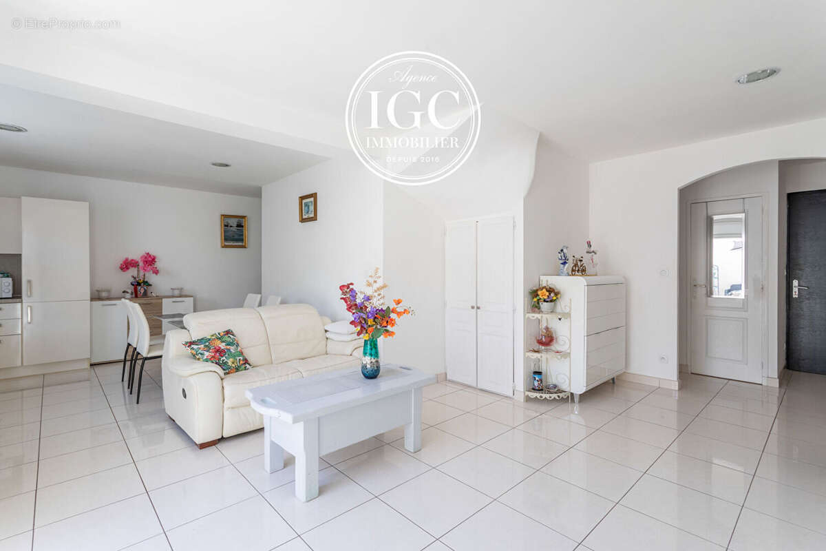 EXCLUSIVITÉ  Maison 4 pièces avec jardin  À deux pas de la mer ? Sausset-les-Pins - photo 9