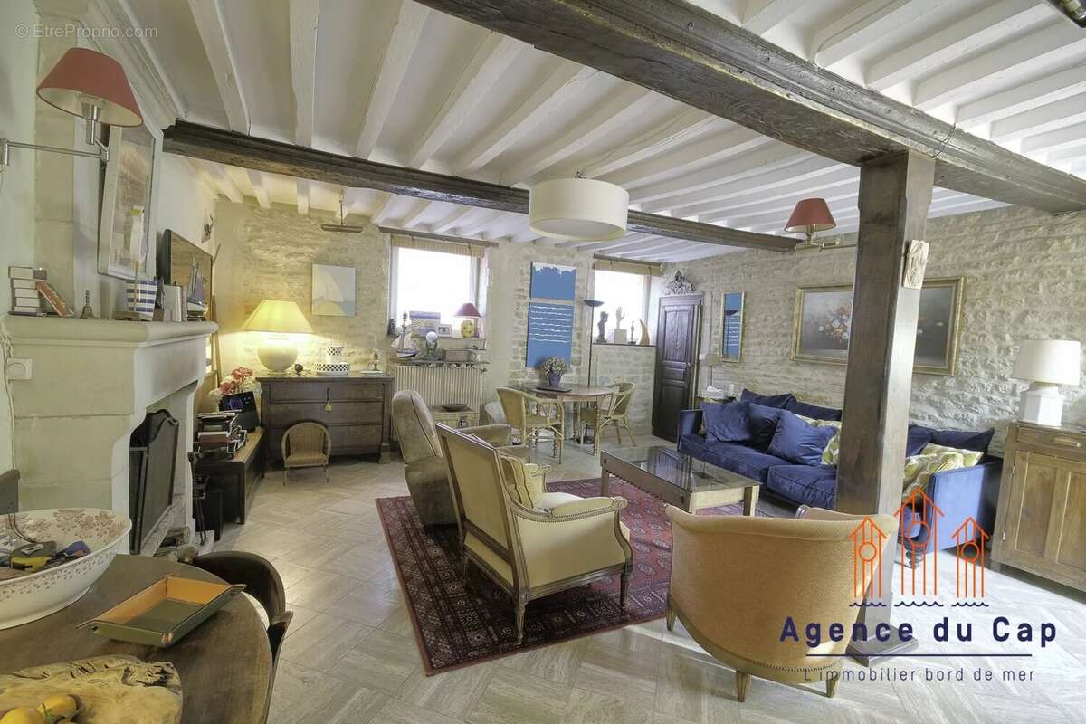 Maison à SAINT-AUBIN-SUR-MER