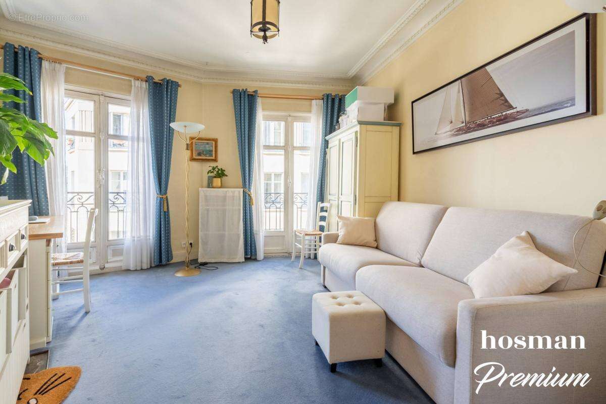 Appartement à PARIS-15E
